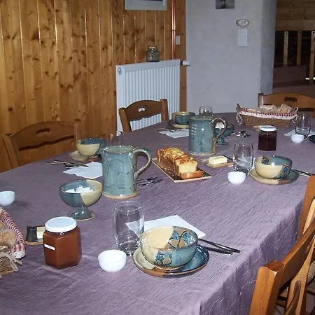 Du Thiollet 3* Montromant