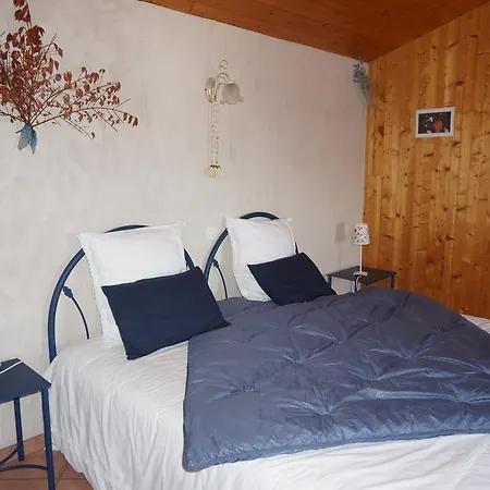 Du Thiollet Panzió Montromant